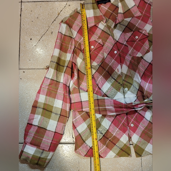 Jones New York Signature Plaid Button Shirt in Pink, Olive & Cream 100% Linen - Picture 3 of 7